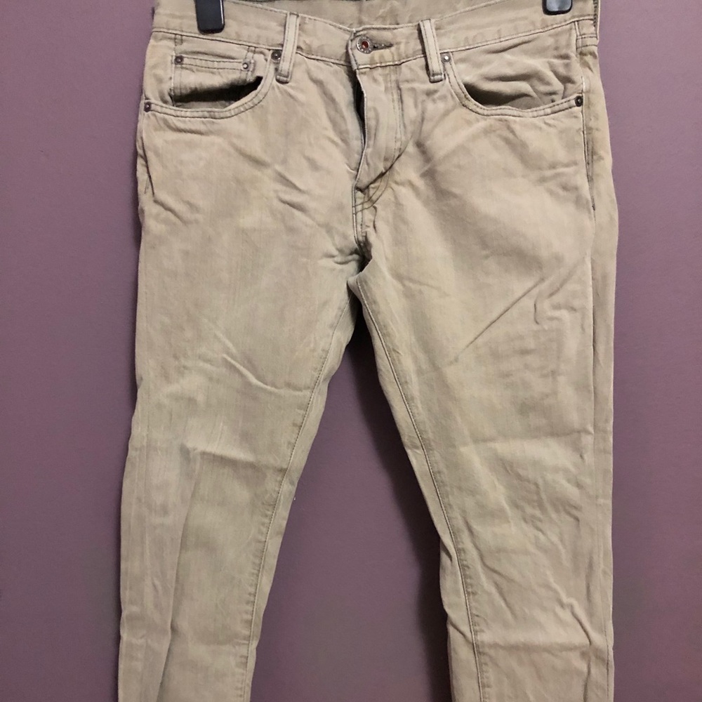 Levis Jean